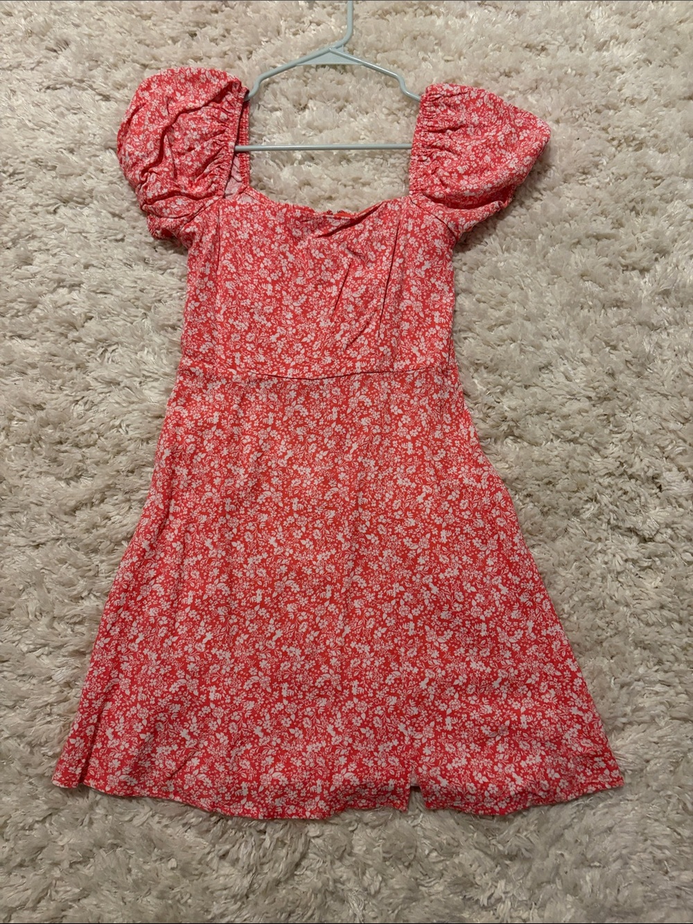 Francesca's Collections Red Floral Puff Sleeve Dress